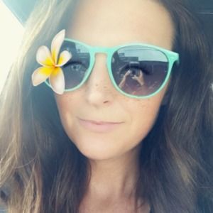 Meet your Posher, Leeann